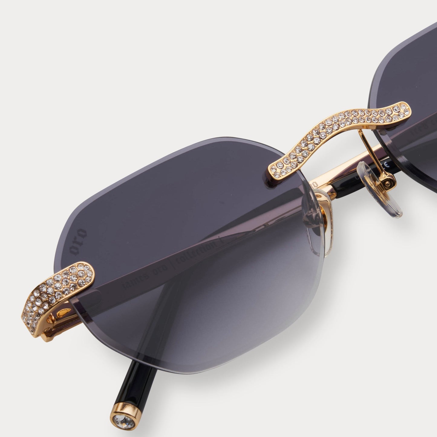 ICED BLACK TINT OPUS