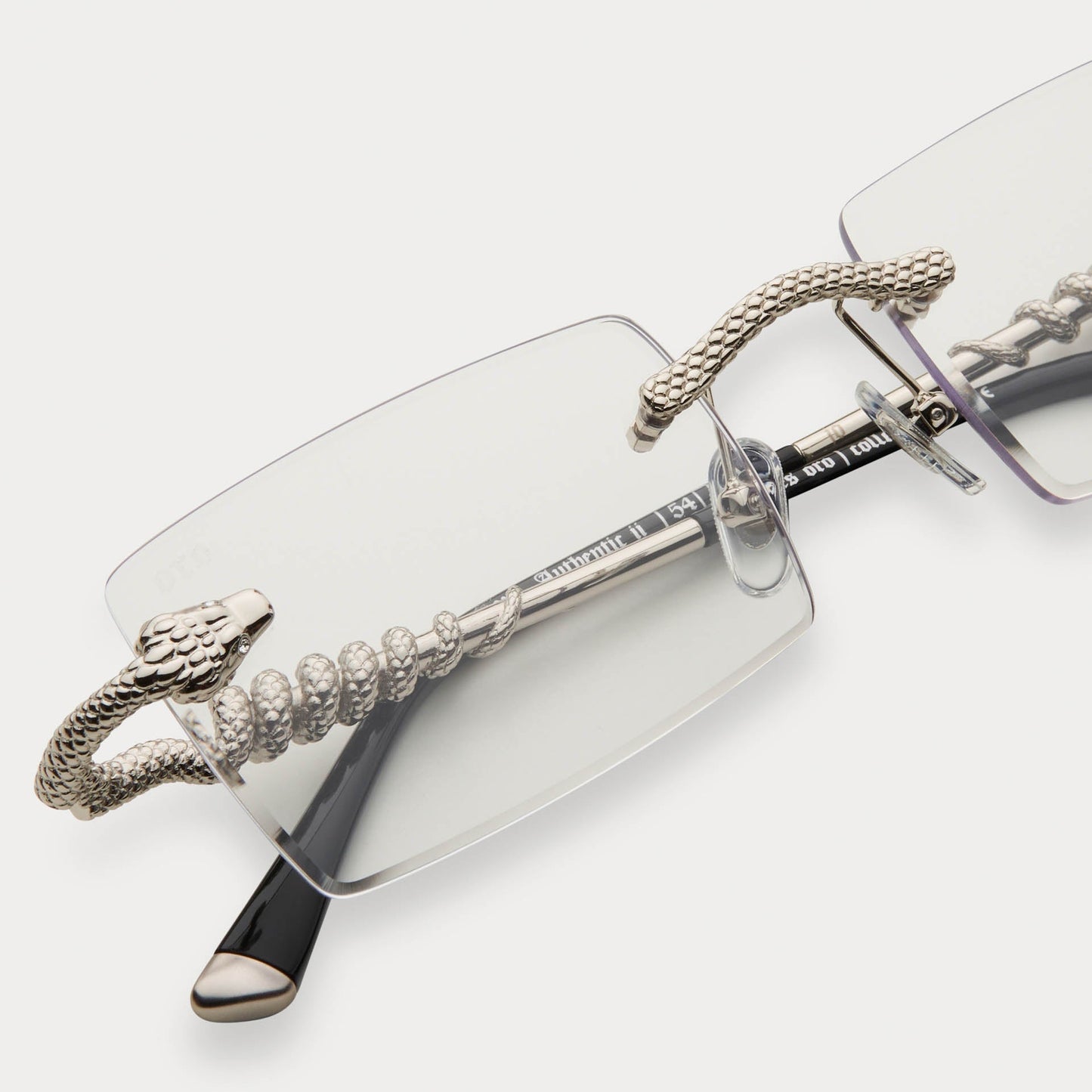 CLEAR SILVER SERPENT AUTHENTIC